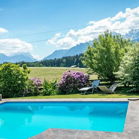 Wiesengut, Pool, Sunbeds, Bbq, Bikes For Free, 15 Min To Salzburg And Beautifull Lakes Sound Of Music Ferienhaus *
