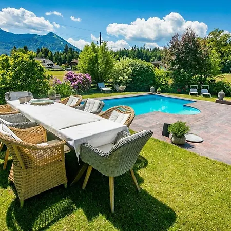 Wiesengut, Pool, Sunbeds, Bbq, Bikes For Free, 15 Min To Salzburg And Beautifull Lakes Sound Of Music Adnet