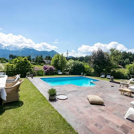 Ferienhaus Wiesengut, Pool, Sunbeds, Bbq, Bikes For Free, 15 Min To Salzburg And Beautifull Lakes Sound Of Music *
