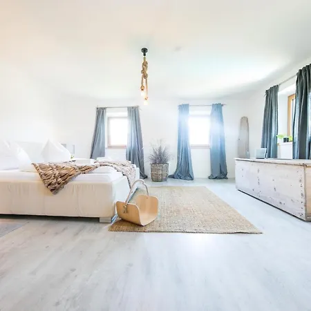 Hébergement de vacances Wiesengut Famous Areas Around Us, 10 Min To Salzburg, Mountainview *