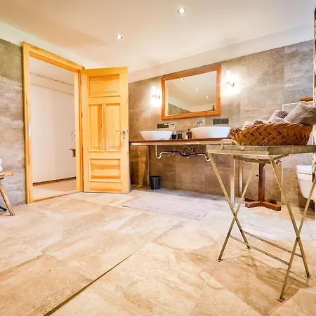 Wiesengut, Pool, Sunbeds, Bbq, Bikes For Free, 15 Min To Salzburg And Beautifull Lakes Sound Of Music Ferienhaus Adnet