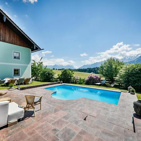 Wiesengut, Pool, Sunbeds, Bbq, Bikes For Free, 15 Min To Salzburg And Beautifull Lakes Sound Of Music * Adnet